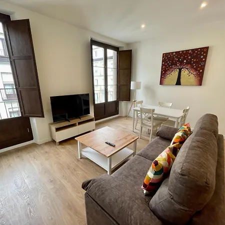 Alfonso I El Batallador アパート